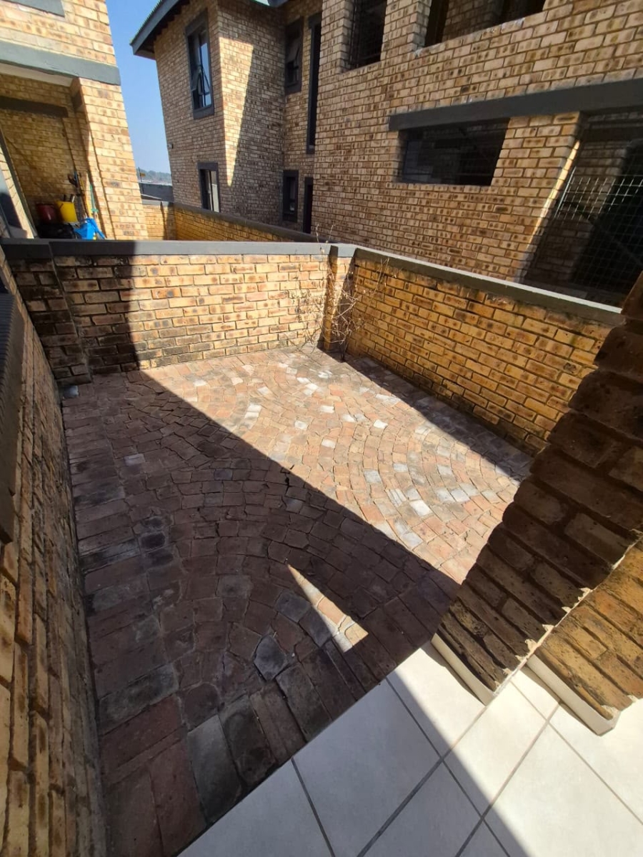To Let 2 Bedroom Property for Rent in Rynfield Gauteng
