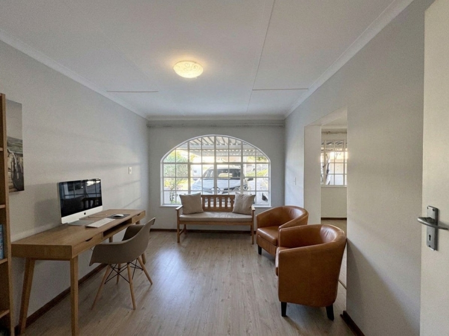 2 Bedroom Property for Sale in Bryanston Gauteng