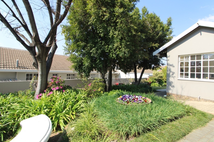 2 Bedroom Property for Sale in Bryanston Gauteng