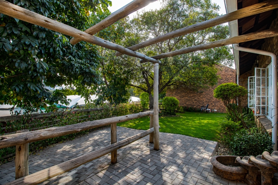 2 Bedroom Property for Sale in Groenkloof Gauteng