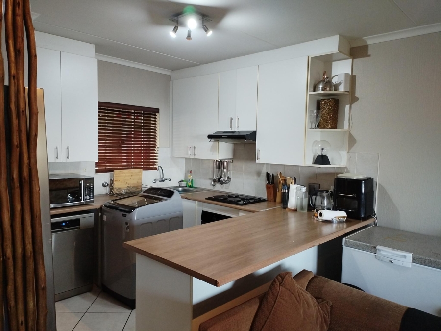 2 Bedroom Property for Sale in Northgate Gauteng