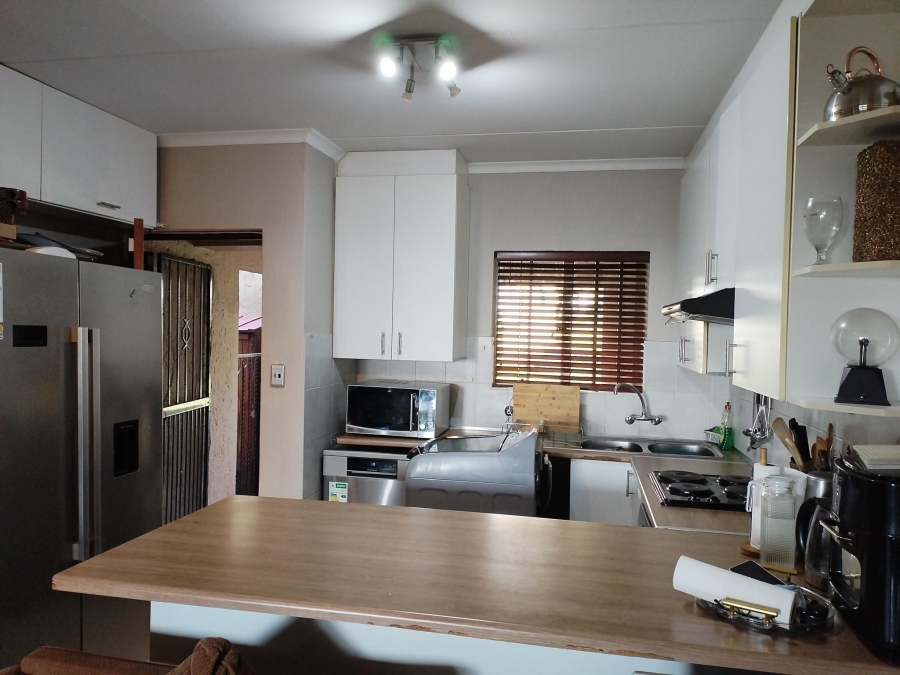 2 Bedroom Property for Sale in Northgate Gauteng