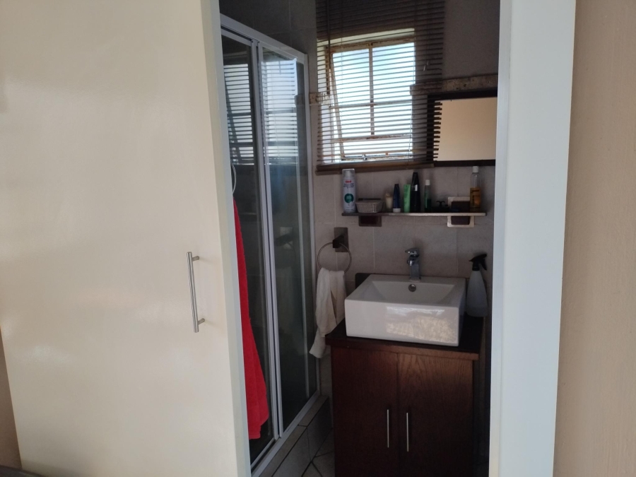2 Bedroom Property for Sale in Northgate Gauteng