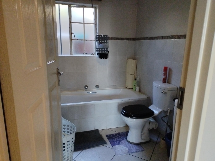 2 Bedroom Property for Sale in Northgate Gauteng