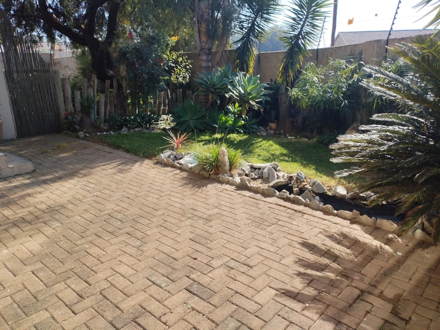 2 Bedroom Property for Sale in Northgate Gauteng