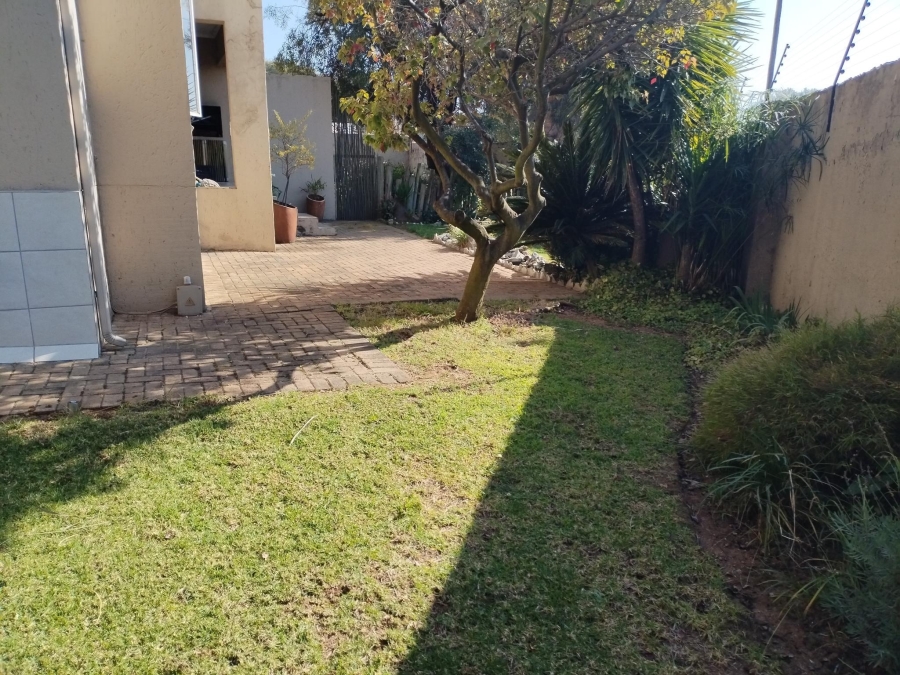 2 Bedroom Property for Sale in Northgate Gauteng