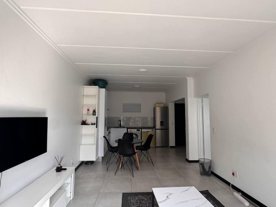To Let 1 Bedroom Property for Rent in Bryanston Gauteng
