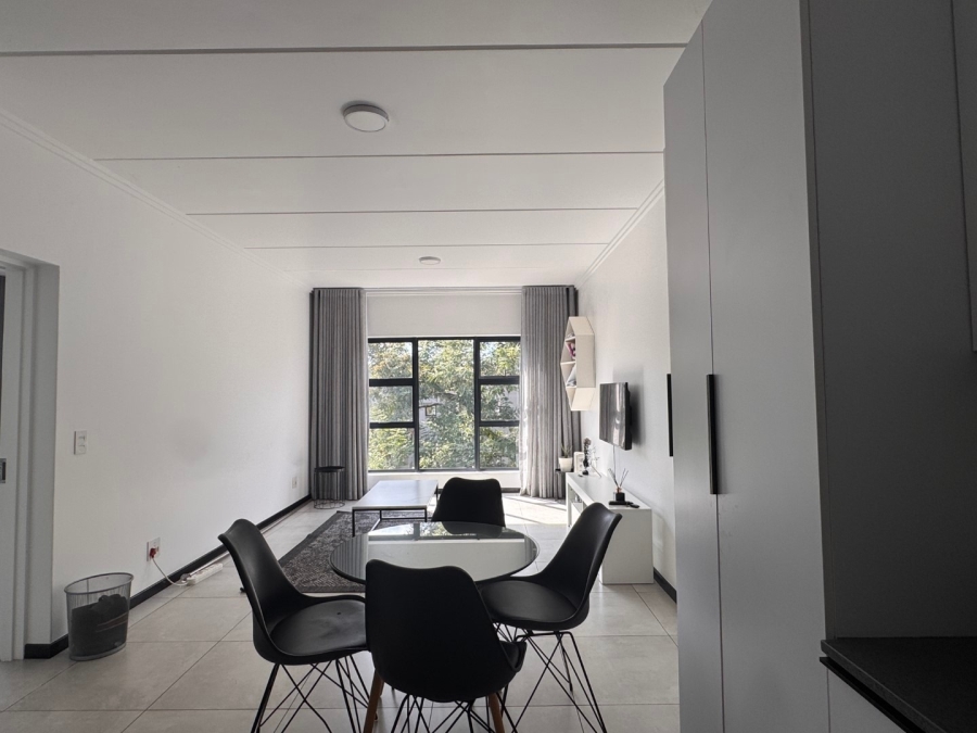 To Let 1 Bedroom Property for Rent in Bryanston Gauteng