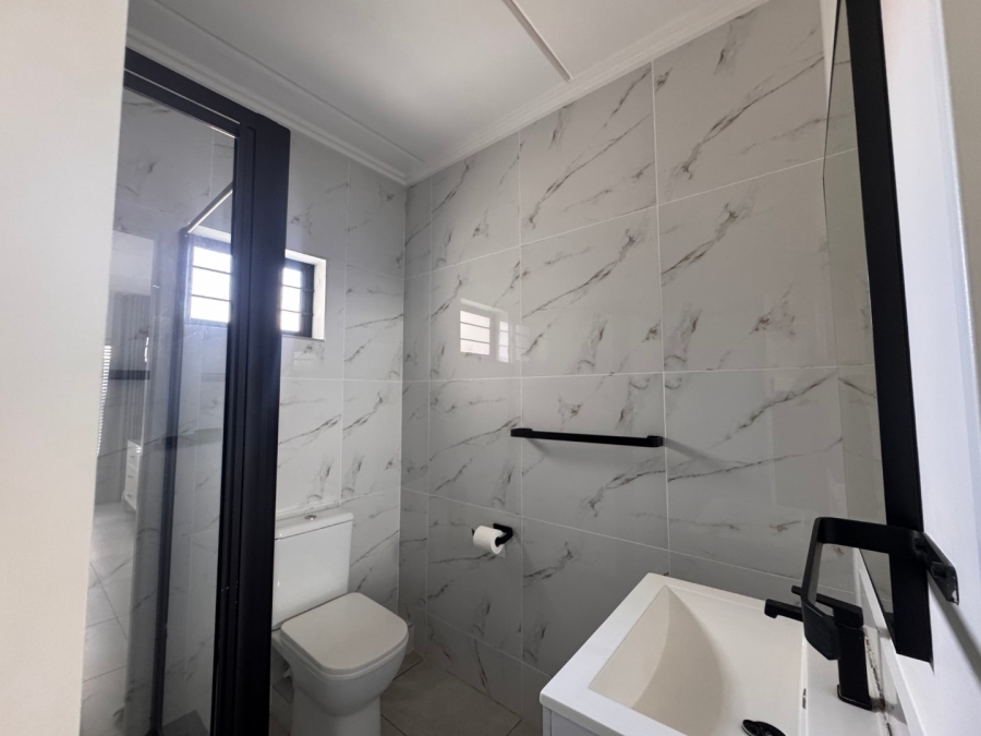 To Let 1 Bedroom Property for Rent in Bryanston Gauteng