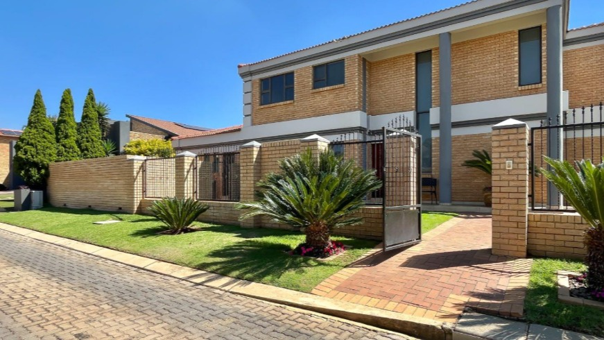 4 Bedroom Property for Sale in Meyersdal Gauteng
