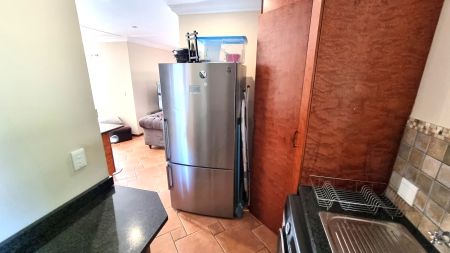 3 Bedroom Property for Sale in Silver Lakes Golf Estate Gauteng