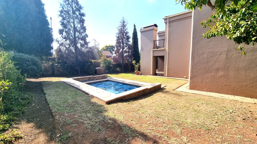 3 Bedroom Property for Sale in Silver Lakes Golf Estate Gauteng