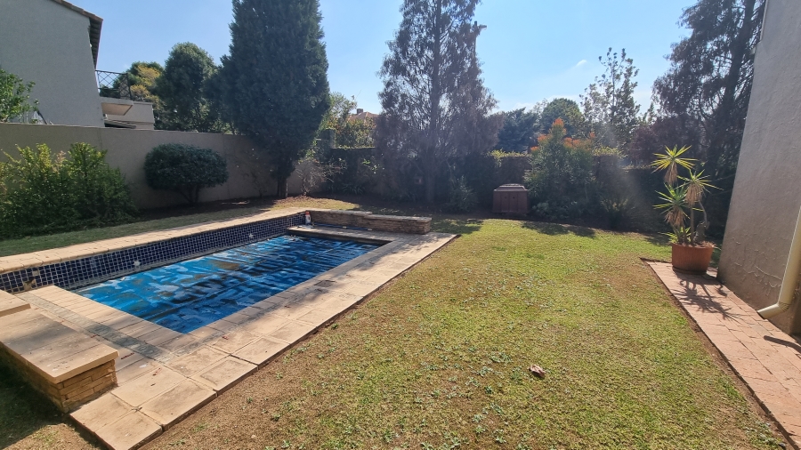 3 Bedroom Property for Sale in Silver Lakes Golf Estate Gauteng