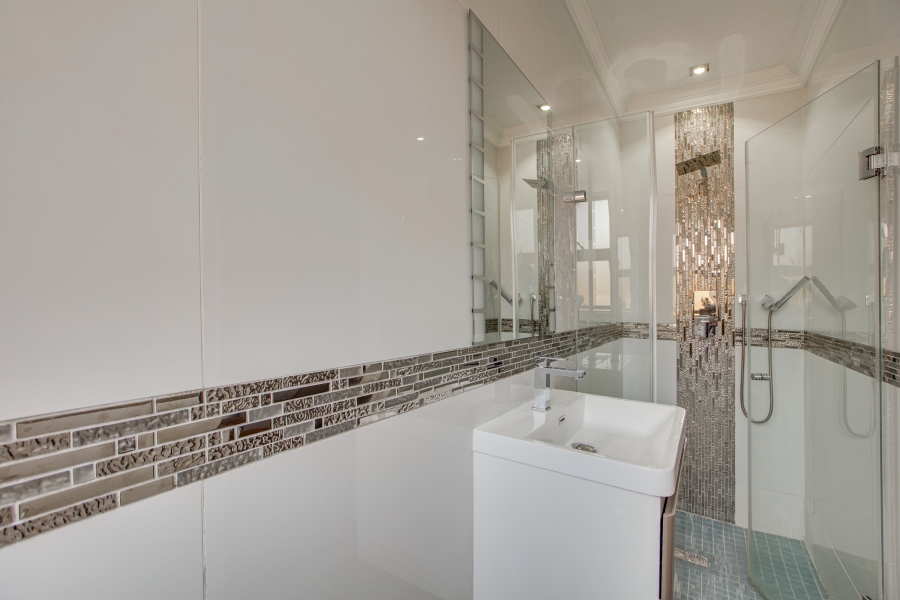 5 Bedroom Property for Sale in Cedar Creek Gauteng