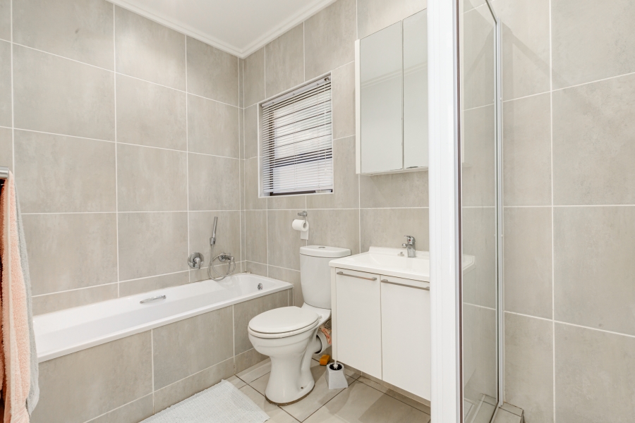1 Bedroom Property for Sale in Craigavon Gauteng