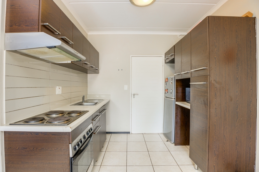 2 Bedroom Property for Sale in Noordhang Gauteng