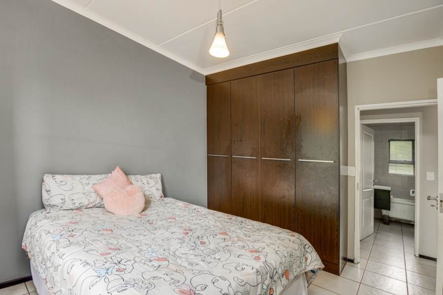 2 Bedroom Property for Sale in Noordhang Gauteng