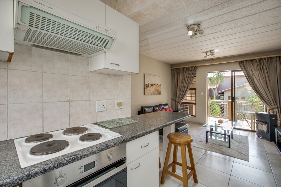 1 Bedroom Property for Sale in Waterford Estates Gauteng