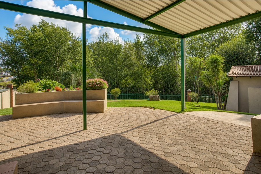 1 Bedroom Property for Sale in Waterford Estates Gauteng