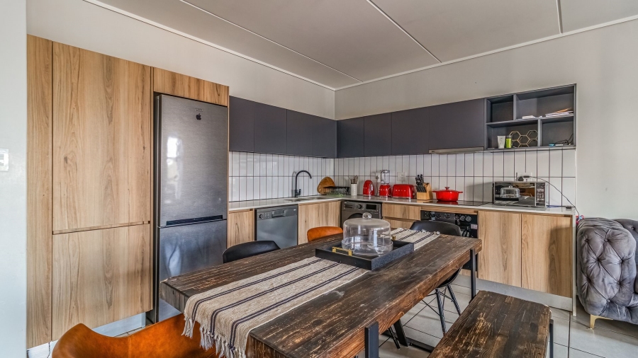 3 Bedroom Property for Sale in Mulbarton Gauteng