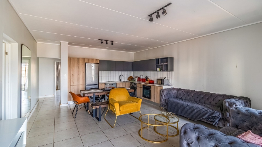 3 Bedroom Property for Sale in Mulbarton Gauteng