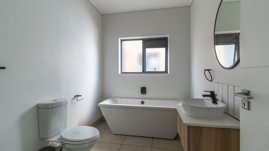 3 Bedroom Property for Sale in Mulbarton Gauteng