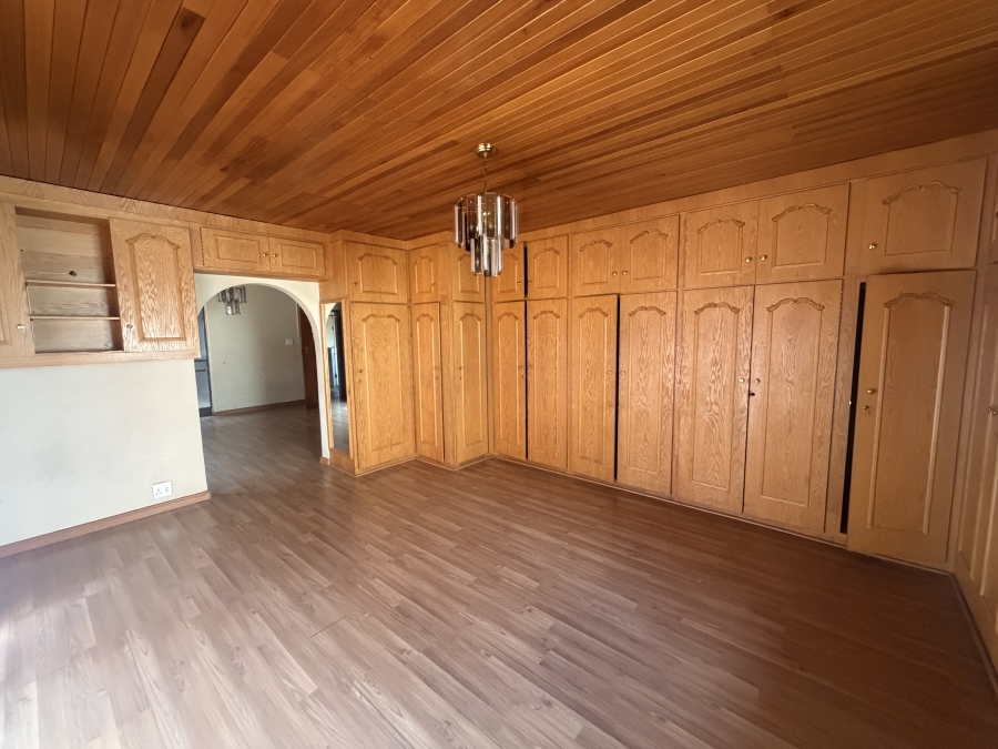 To Let 3 Bedroom Property for Rent in Laudium Gauteng