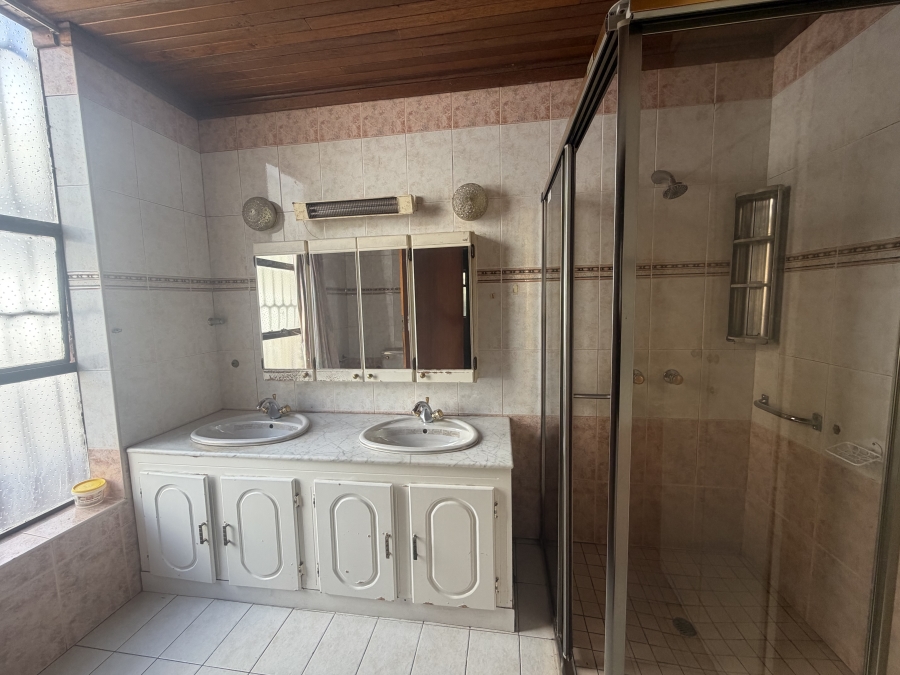 To Let 3 Bedroom Property for Rent in Laudium Gauteng