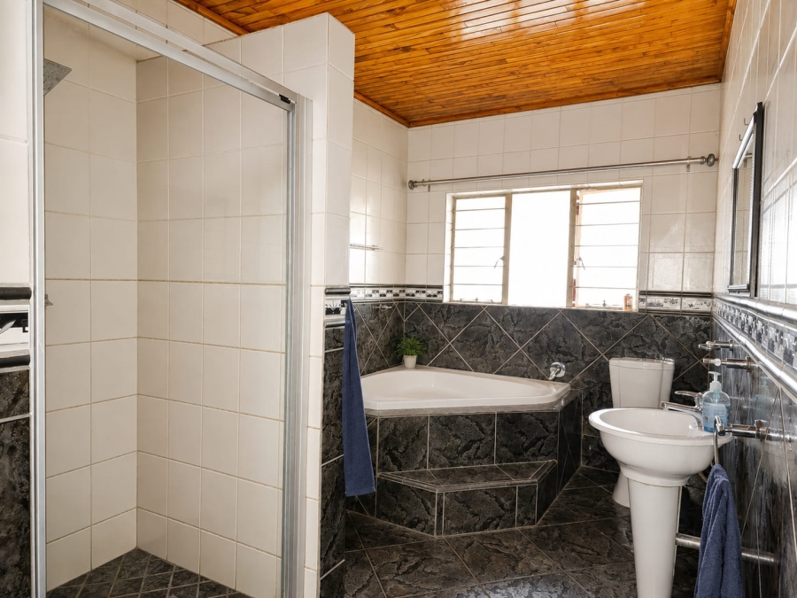 4 Bedroom Property for Sale in Daspoort Gauteng