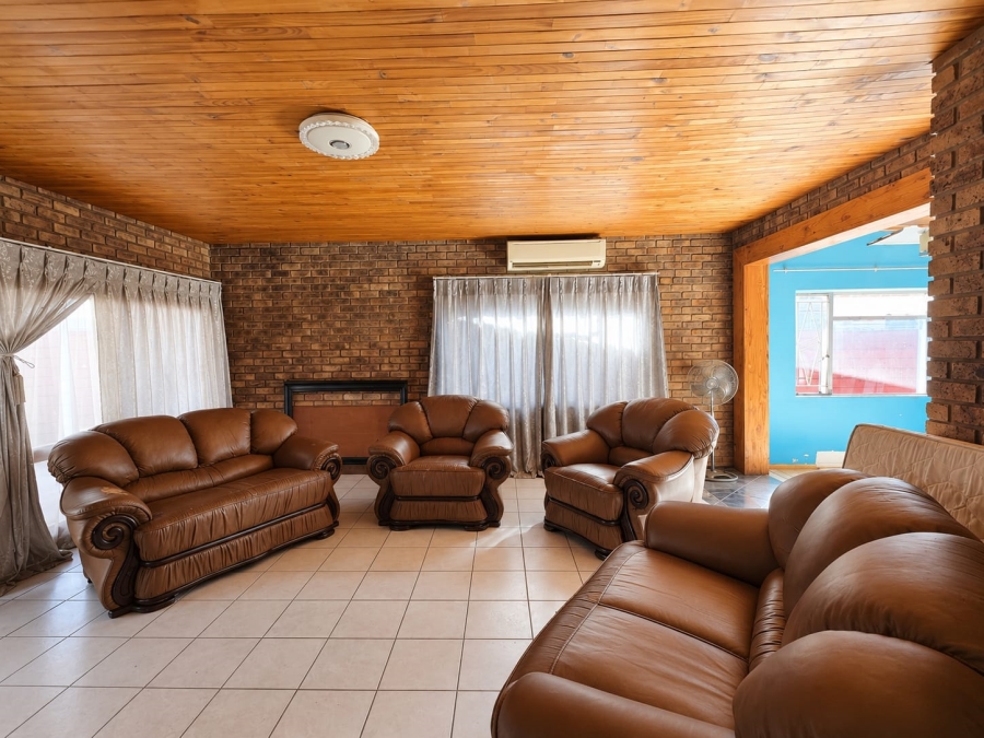 4 Bedroom Property for Sale in Daspoort Gauteng