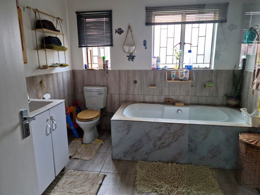 3 Bedroom Property for Sale in Chantelle Gauteng