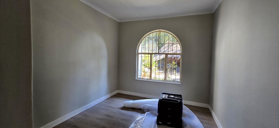 4 Bedroom Property for Sale in Garsfontein Gauteng