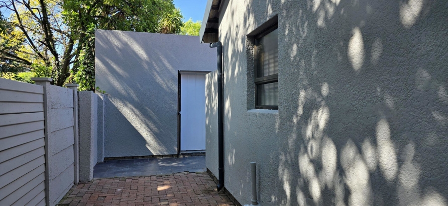 4 Bedroom Property for Sale in Garsfontein Gauteng