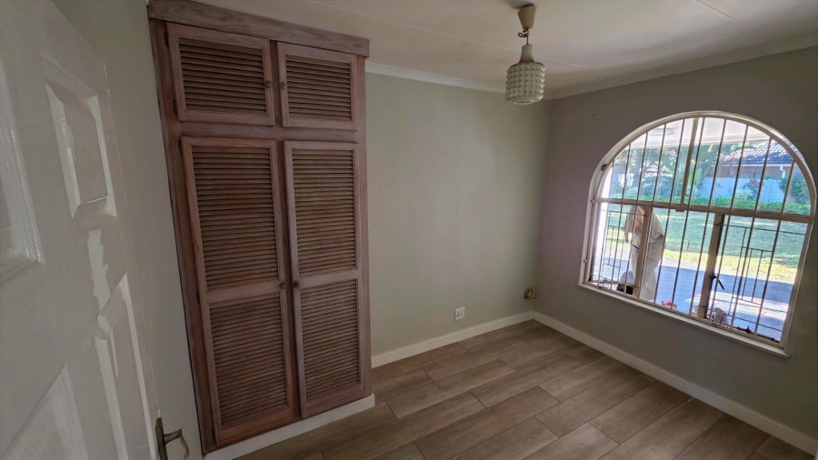 4 Bedroom Property for Sale in Garsfontein Gauteng