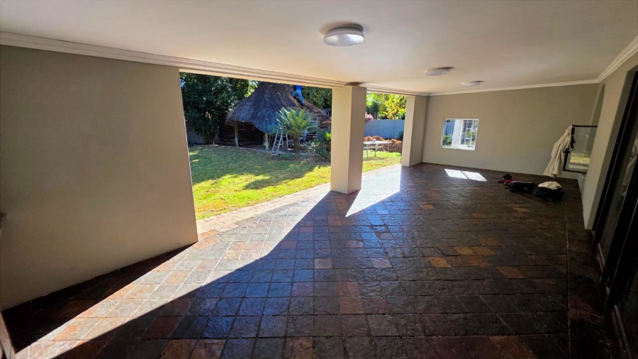 4 Bedroom Property for Sale in Garsfontein Gauteng