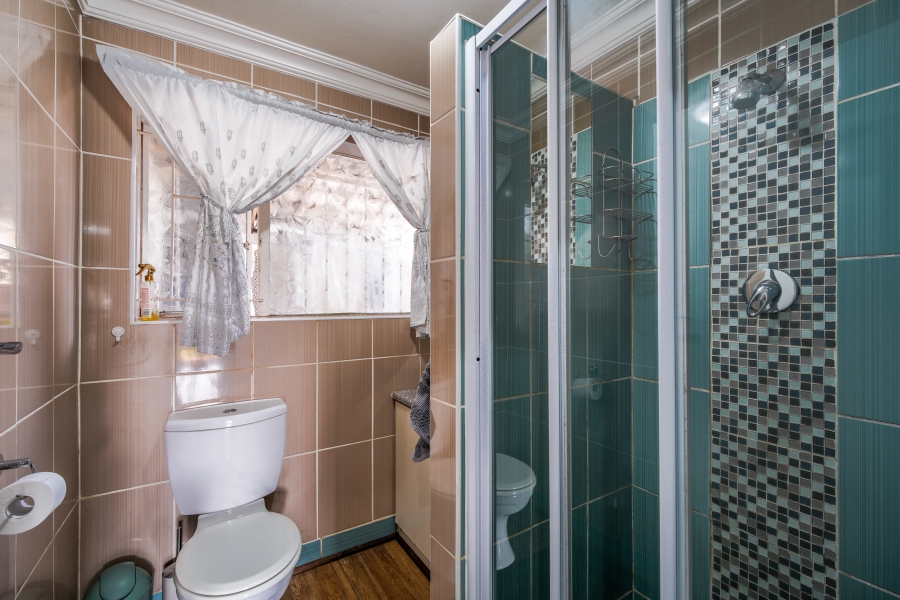 3 Bedroom Property for Sale in Garsfontein Gauteng