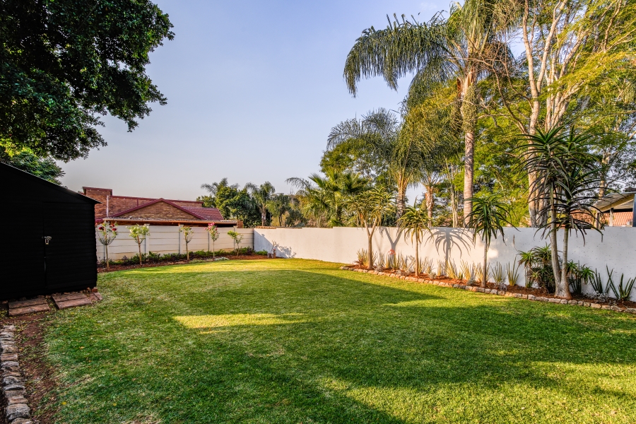 3 Bedroom Property for Sale in Garsfontein Gauteng