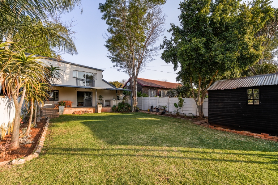 3 Bedroom Property for Sale in Garsfontein Gauteng