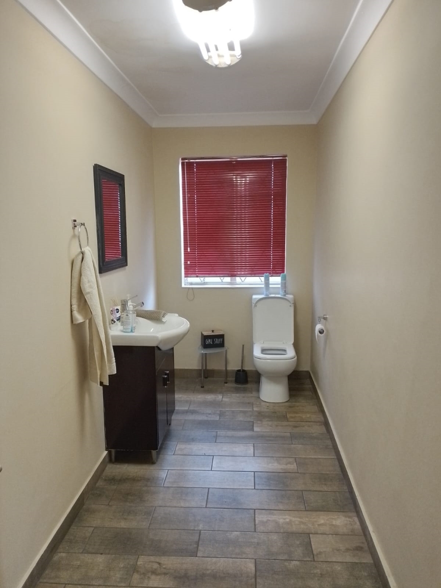 To Let Commercial Property for Rent in Edendale Gauteng