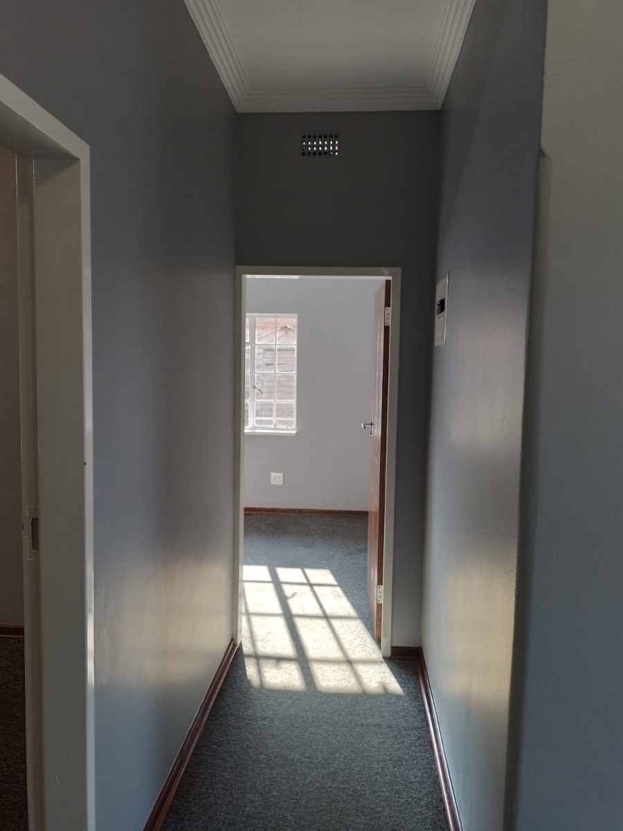 To Let Commercial Property for Rent in Edenvale Central Gauteng