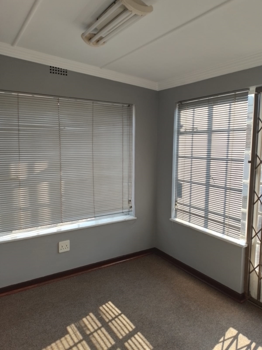 To Let Commercial Property for Rent in Edenvale Central Gauteng