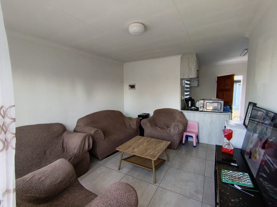 3 Bedroom Property for Sale in Dersley Gauteng