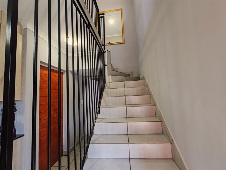 3 Bedroom Property for Sale in Goedeburg Gauteng