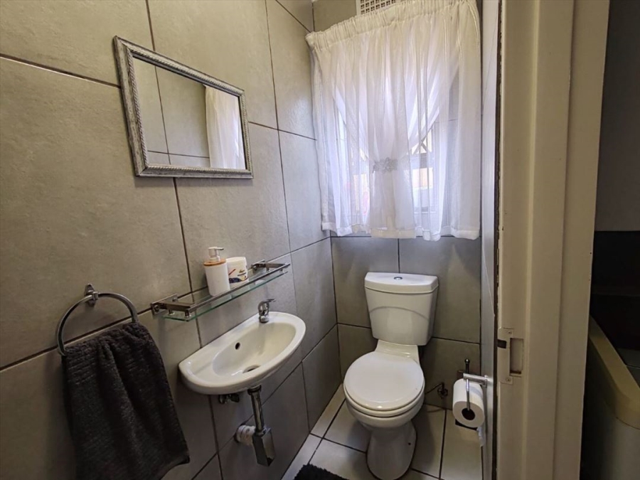 3 Bedroom Property for Sale in Goedeburg Gauteng