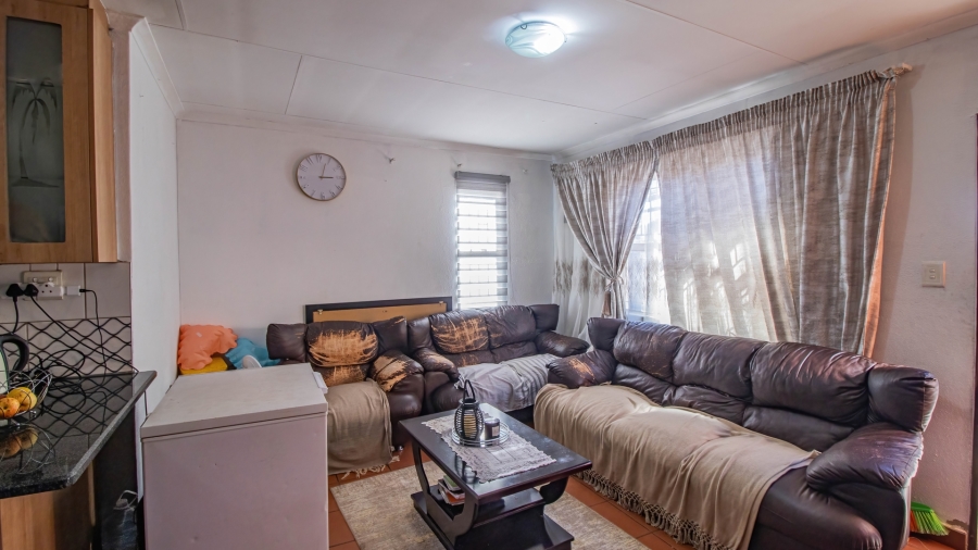 3 Bedroom Property for Sale in Albertsdal Gauteng