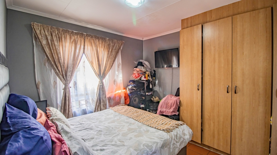 3 Bedroom Property for Sale in Albertsdal Gauteng