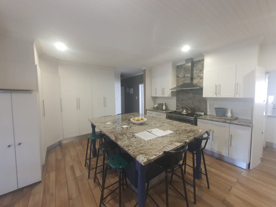 4 Bedroom Property for Sale in Randhart Gauteng