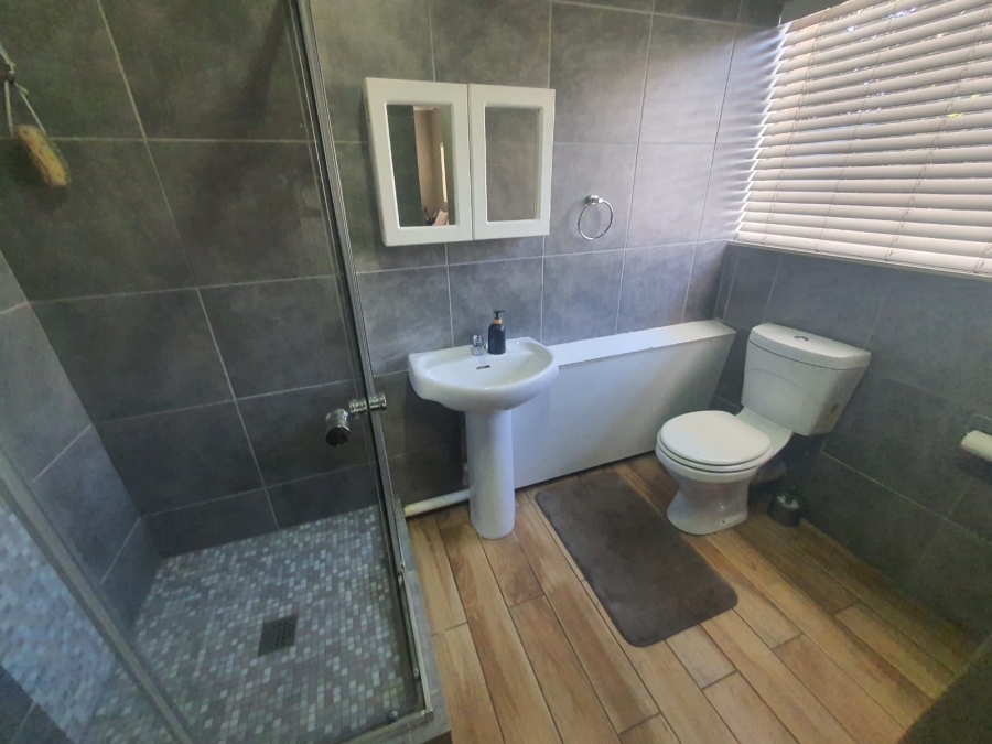 4 Bedroom Property for Sale in Randhart Gauteng