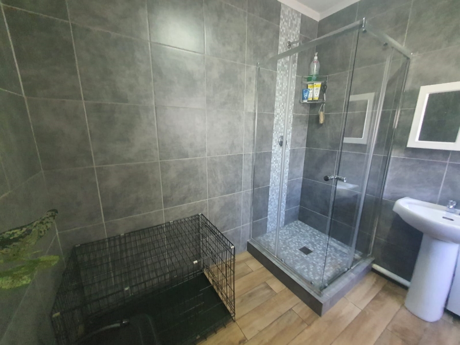4 Bedroom Property for Sale in Randhart Gauteng