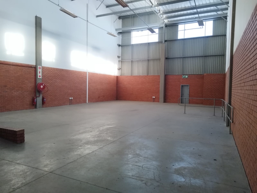 To Let Commercial Property for Rent in Longlake Gauteng